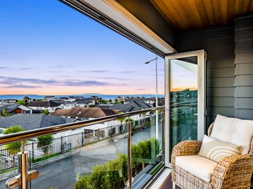 33 Te Oneroa Way, Long Bay