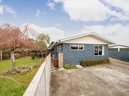 17 Saturn Crescent, Milson