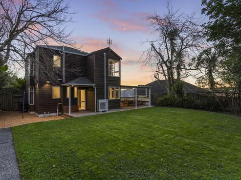 11 Chedworth Drive, Glenfield