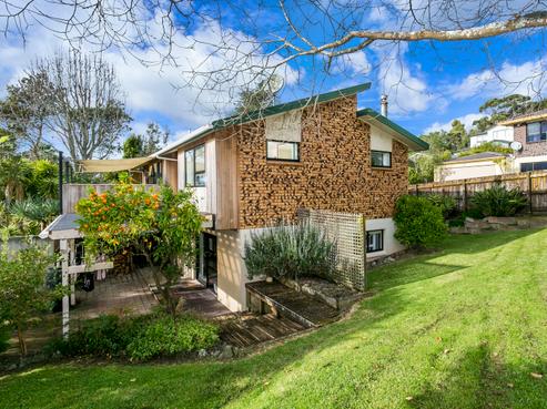 6 Serrata Place, Browns Bay