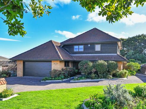 8 Lemonwood Place, The Gardens
