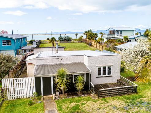 93 Trewavas Street, Motueka