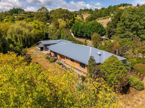 5 Totara View Road, Wakefield