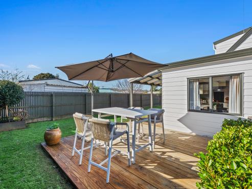 18B Kelvin Road, Papakura