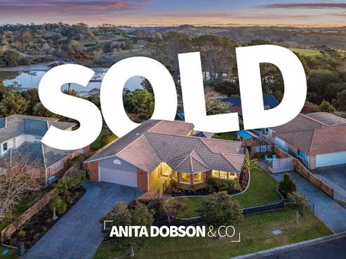 46 Blue Heron Rise, Stanmore Bay