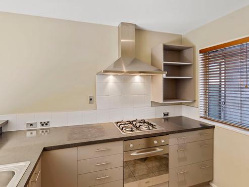 94A Packe Street, Edgeware