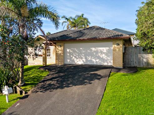 4 Richfield Crescent, Massey