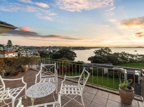 23 Cliff Road, Saint Heliers