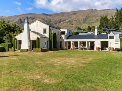 29 Morrows Mead, Wanaka