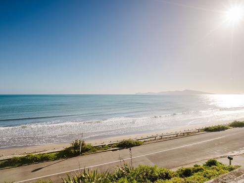 90 The Parade, Paekakariki
