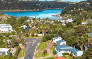 FHGC - Waiheke Island Paradise Awaits!