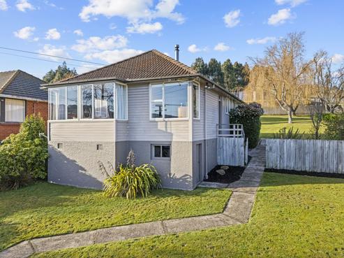 31 Burgess Street, Green Island
