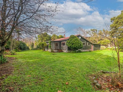 325 Kumeroa Road, Woodville