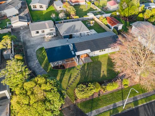 5 Glanville Road, Stratford