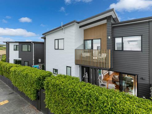 76 Ashley Avenue, Long Bay