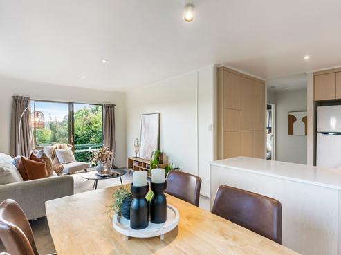 2/42 Stanley Road, Glenfield