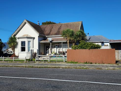 34 Wakefield Street, Westport