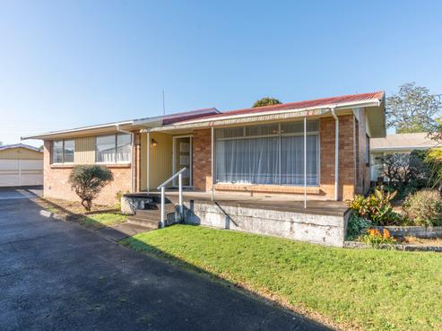 14 Betley Crescent, Fairview Downs