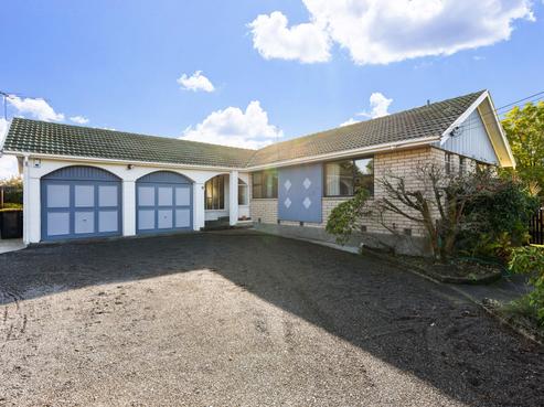 33A Larch Place, Casebrook