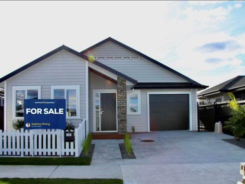 18 Matahae Crescent, Wainui