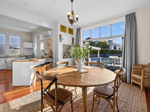 16 Lighthouse Road, Napier Hill