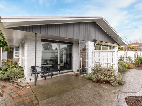152 Waimairi Road, Ilam