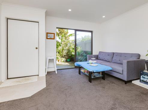 1 Beardmore Lane, Papakura