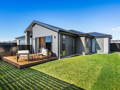 7/102 Eriksen Road, Te Awa