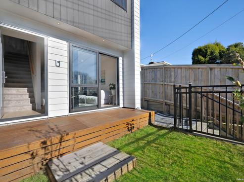 7A Valron Road, Te Atatu South
