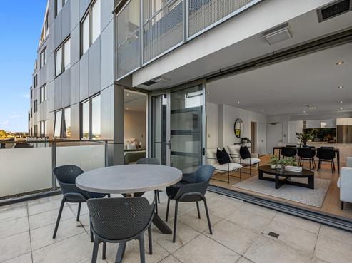 102/16 Huron Street, Takapuna