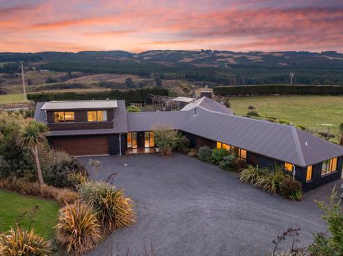 203 Akatore Road, Taieri Mouth