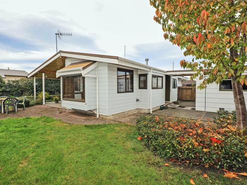 1014 Tomoana Road, Mahora