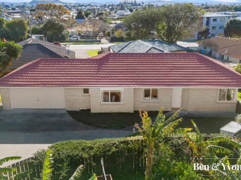13 Novak Place, Mangere