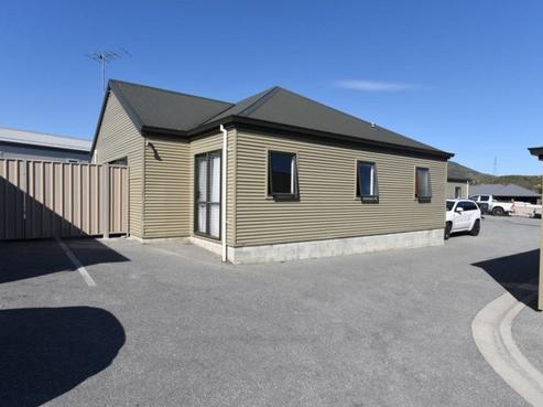 8E Mckellar Court, Cromwell