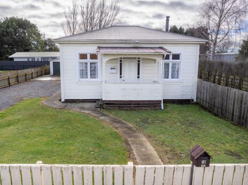 18 Cole Street, Dannevirke