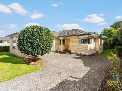 132A Clevedon Road, Papakura