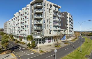 Albany retail/office/live and work for lease