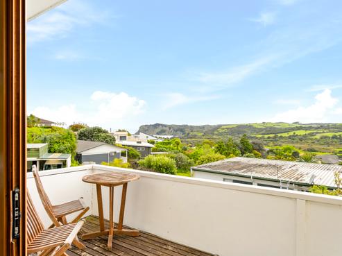 39A Everard Avenue, Army Bay