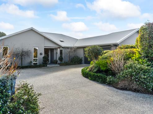 9 Wrybill Way, Point Wells