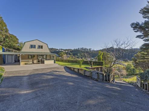 11 Patton Place, Tairua