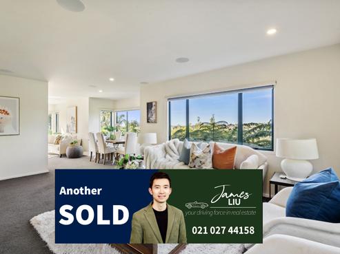 2/60 Arran Road, Browns Bay