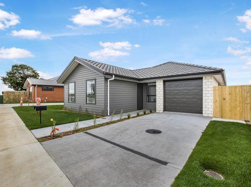 48 Scenic Rise, Rototuna North