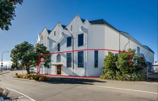 Absolute waterfront - 382sqm office for lease