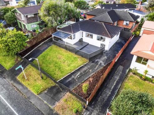 22 Zita Maria Drive, Massey