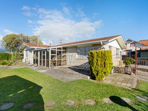 27 The Avenue, Levin