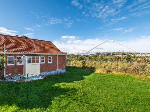 5 Barrymore Road, Mount Albert