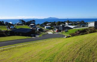 12 Starlight Place, Langs Beach
