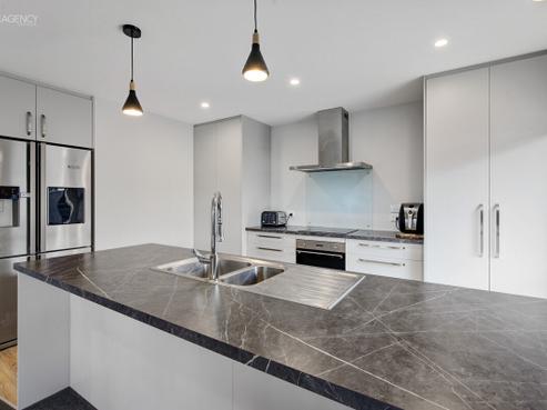 83 Sutherland Drive, Woodend Beach