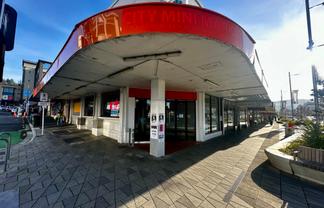 Prime Corner Retail Space: George Meets Moray