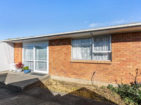 2/10 Margaret Road, Papatoetoe